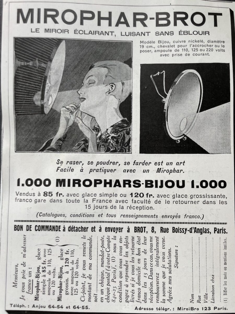 Miroir de courtoisie en cuivre nickelé de la Maison Brot, 1930