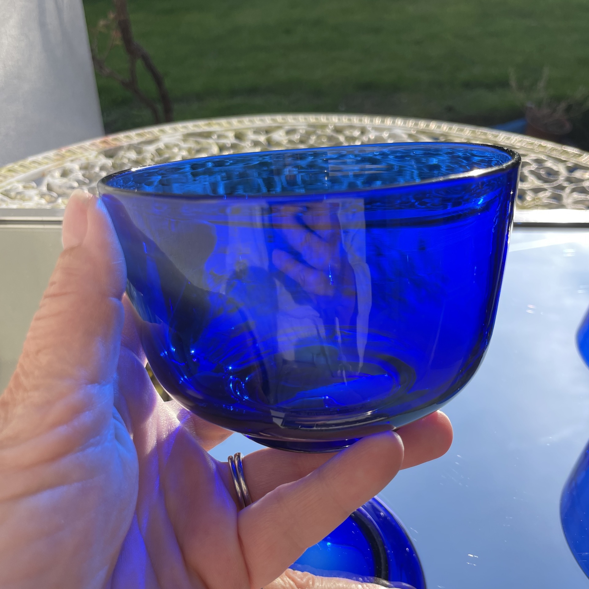 rince doigt baccarat bleu cobalt cristal