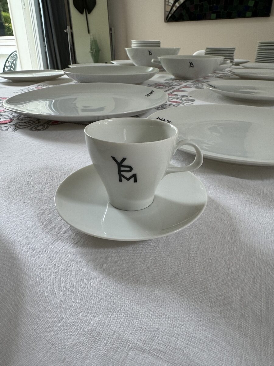 Service de Table de Jean Luce Paris 8 Personnes Porcelaine Blanche Circa 1950